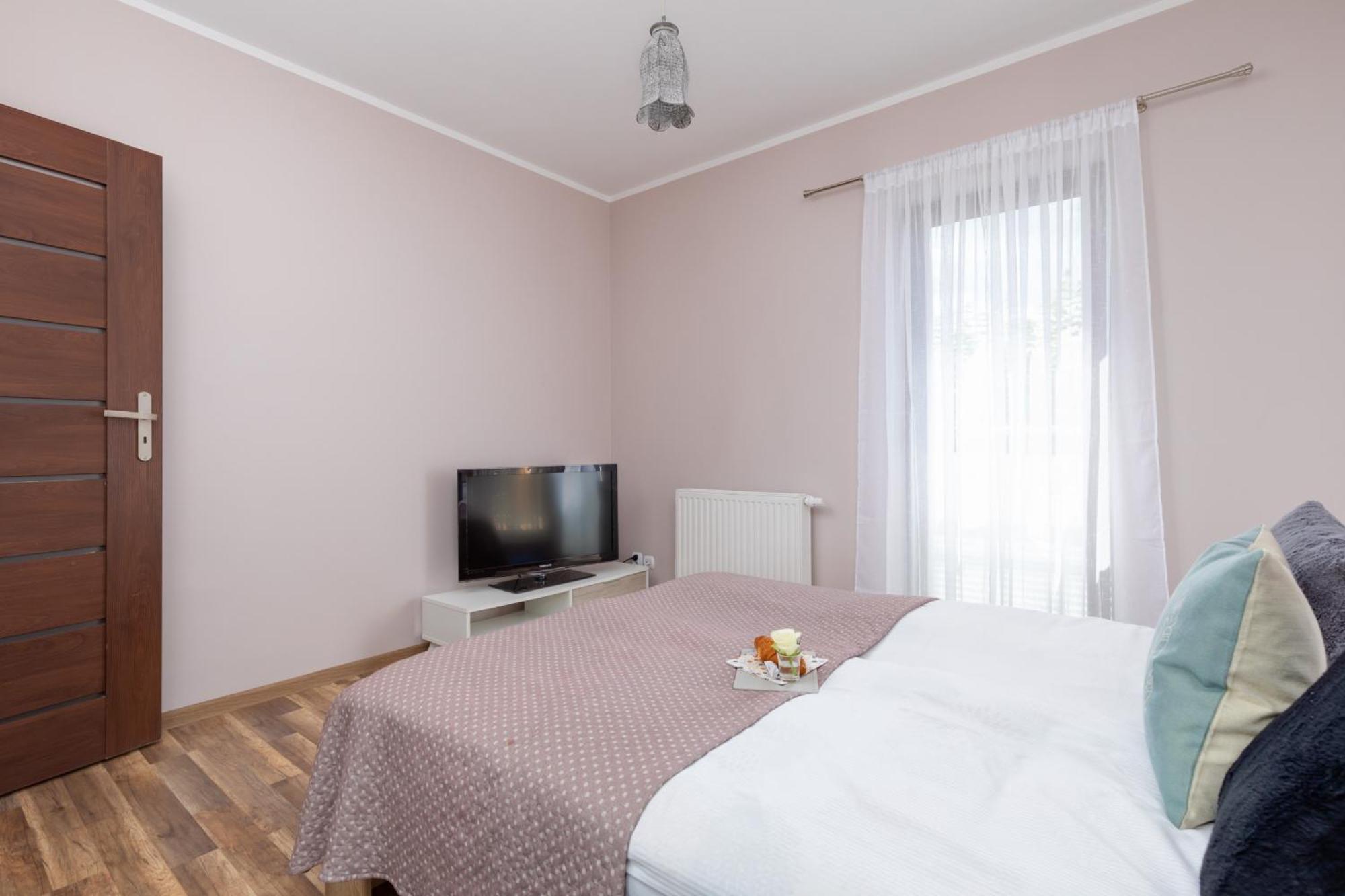 Osiedle Sloneczne Kolobrzeg By Noclegi Renters Ngoại thất bức ảnh
