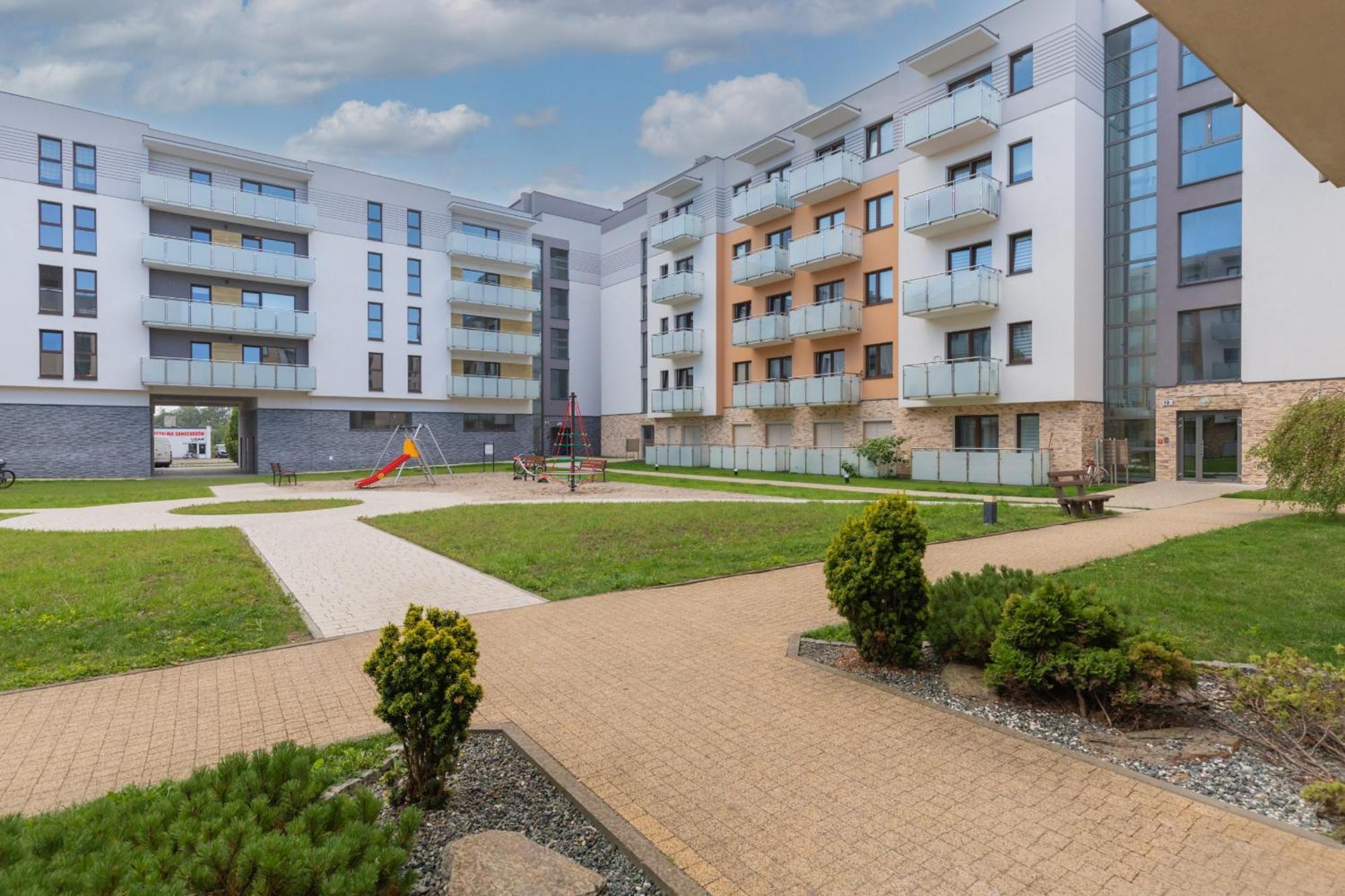 Osiedle Sloneczne Kolobrzeg By Noclegi Renters Ngoại thất bức ảnh